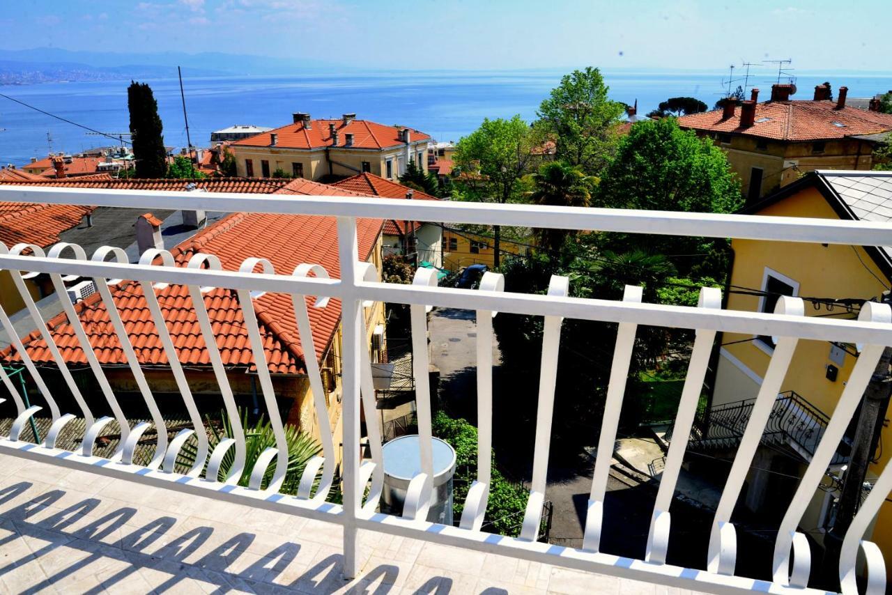 Bonbon Apartment Opatija Luaran gambar