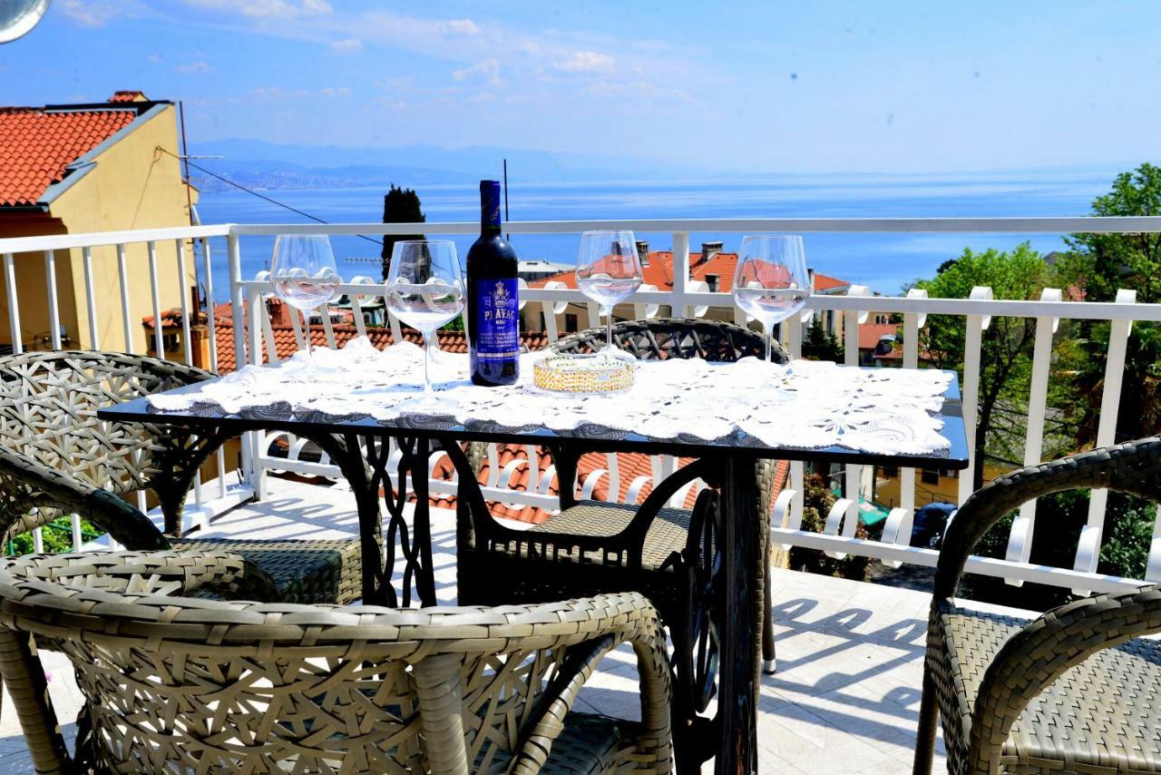 Bonbon Apartment Opatija Luaran gambar